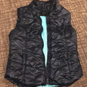Aeropostale vest